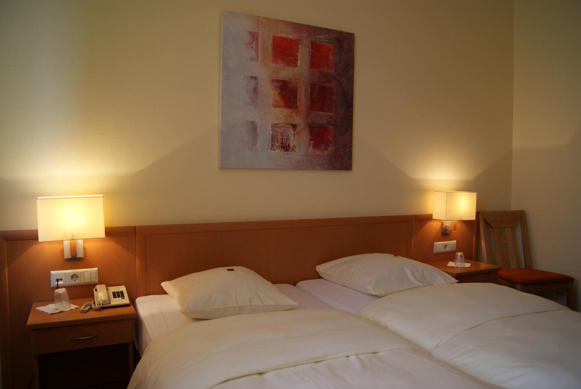 Logis Hotel Acacia Esch-sur-Alzette Zewnętrze zdjęcie