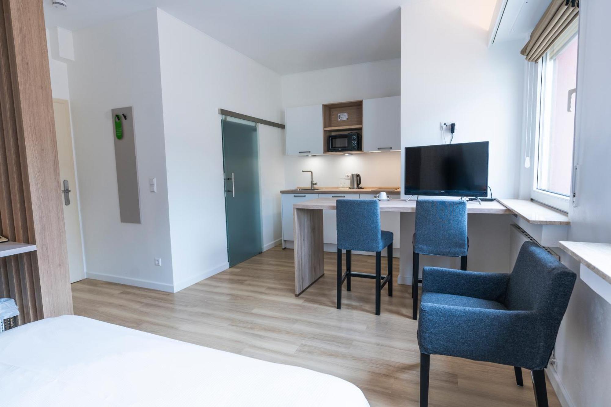 Logis Hotel Acacia Esch-sur-Alzette Zewnętrze zdjęcie