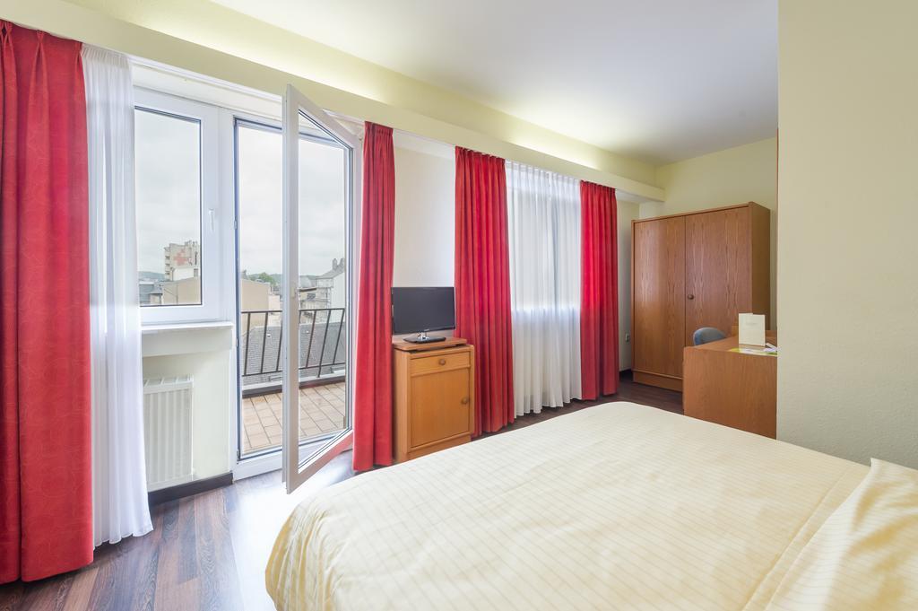 Logis Hotel Acacia Esch-sur-Alzette Zewnętrze zdjęcie